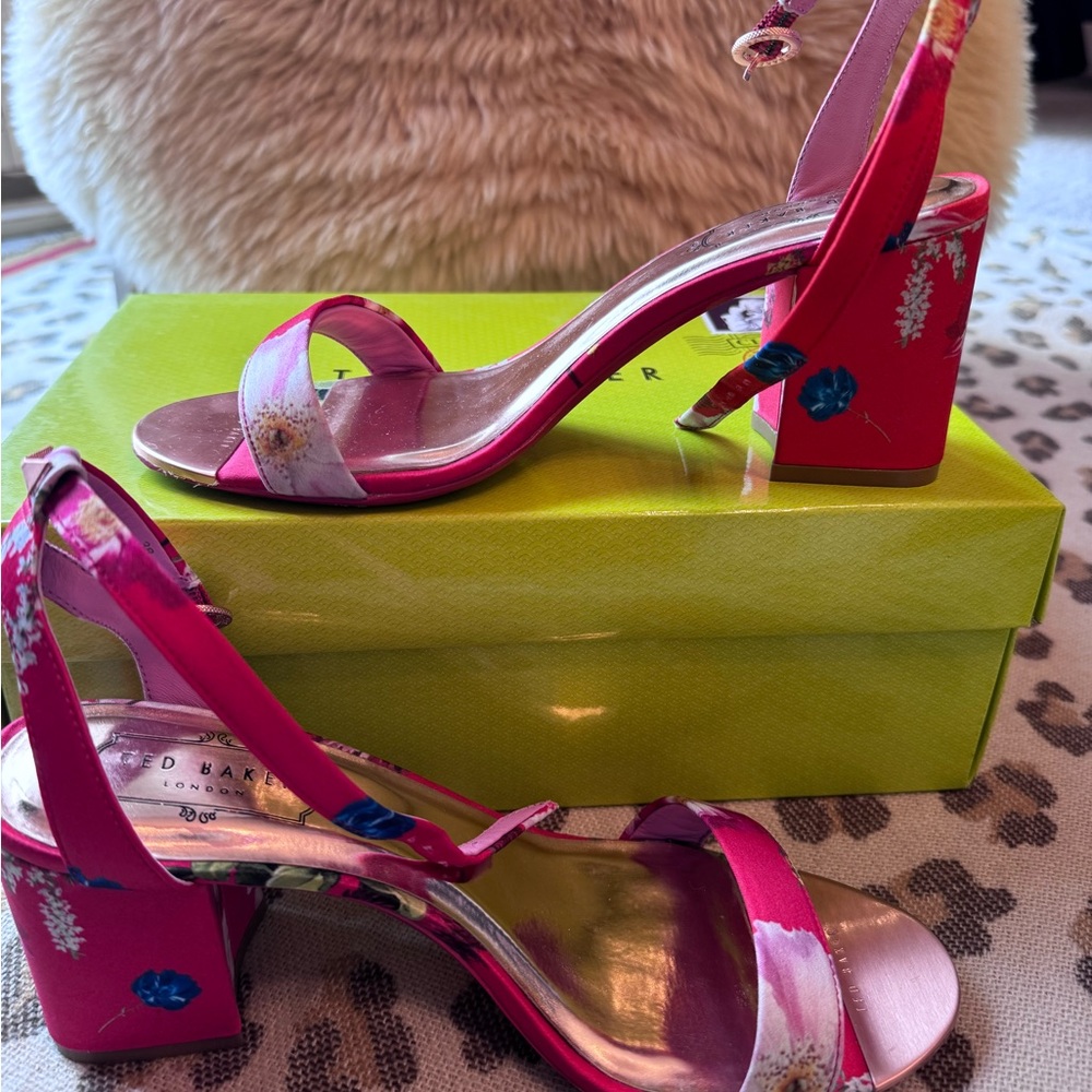 Ted Baker Rozie Sandal